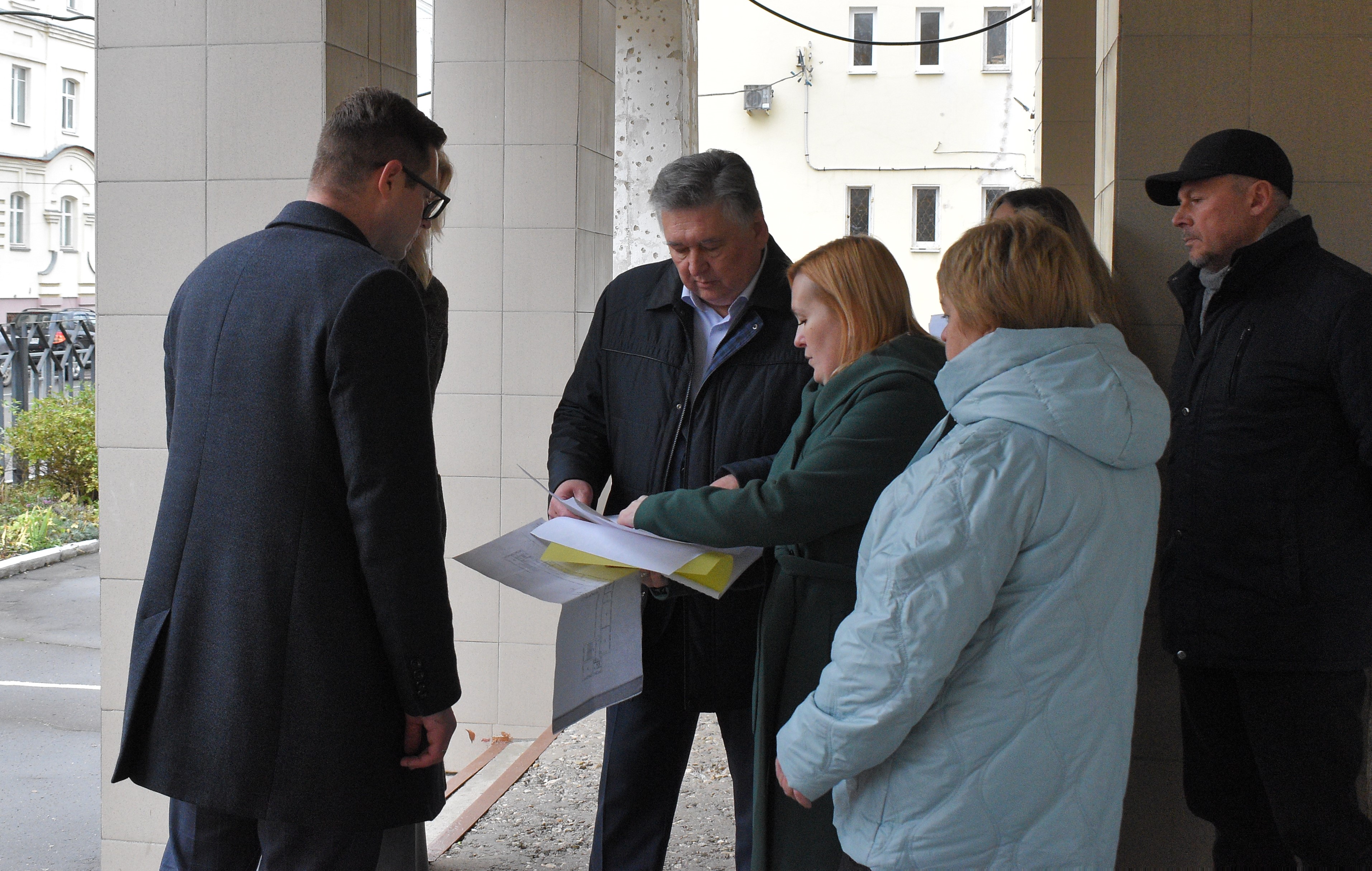 В Твери готовятся к капитальному ремонту школы №16 и детского сада №160