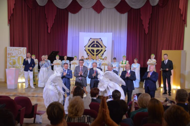 Центральный район Твери отмечает 50-летие образования Центральный район Твери отмечает 50-летие образования