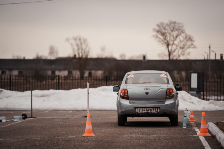 Автошколы под прицелом: Сенат одобрил контроль качества обучения.
