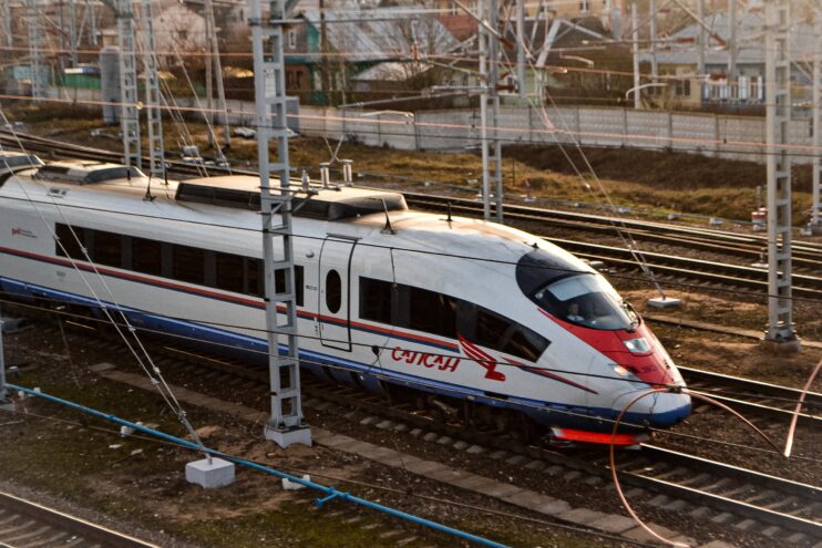 "Сапсан" снижает цены в новогодние праздники