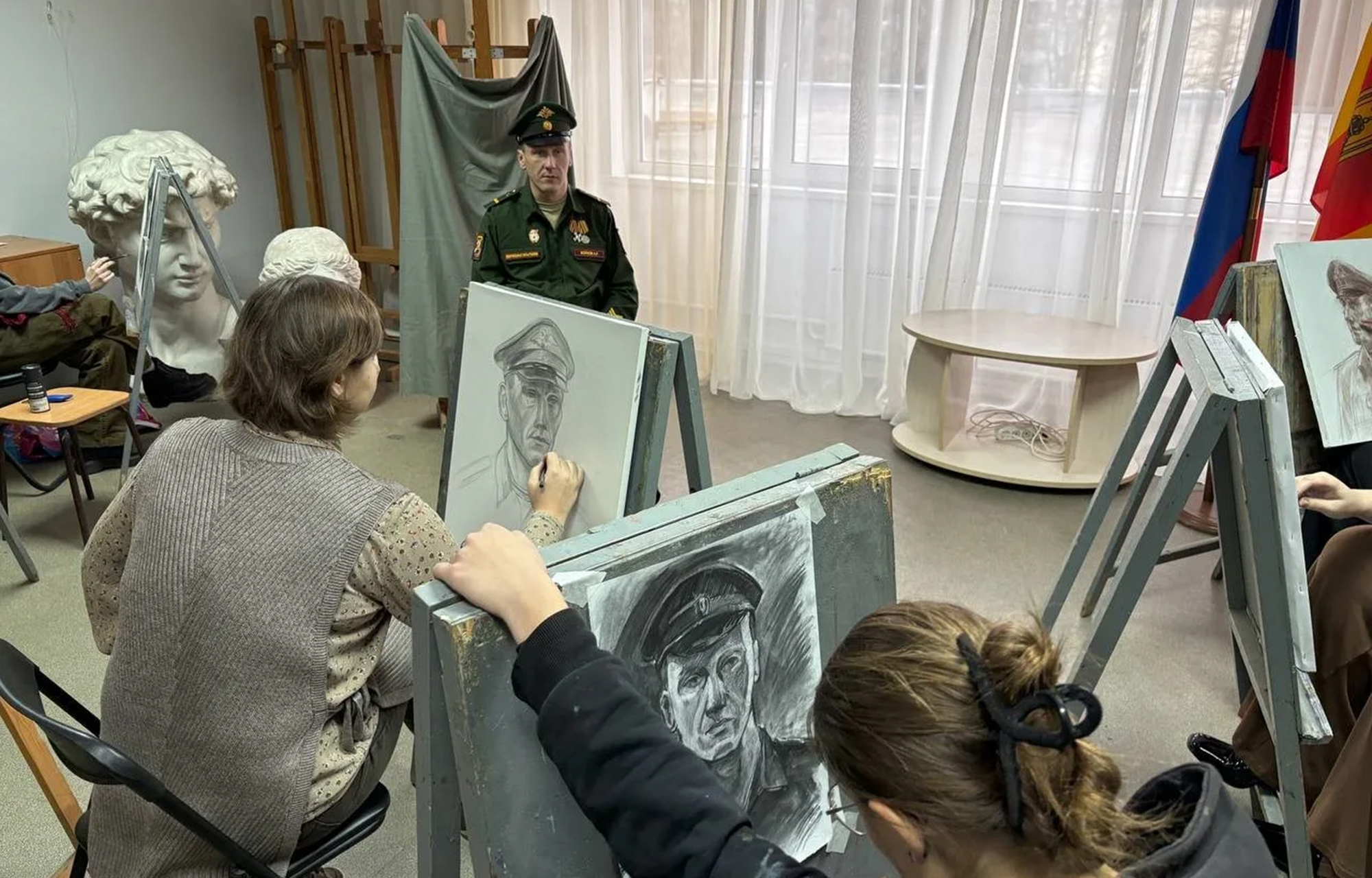 В Верхневолжье студенты увековечили подвиг героя-земляка Верхневолжье