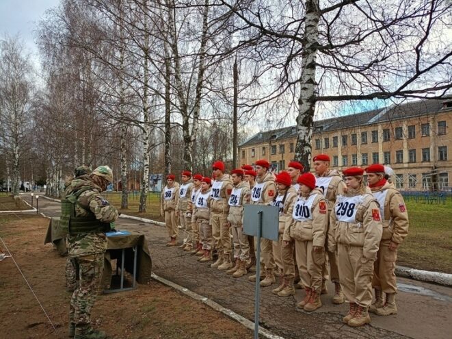 Юнармейцы из Андреаполя стали одними из первых в РФ, кто сдал Юнармейский норматив