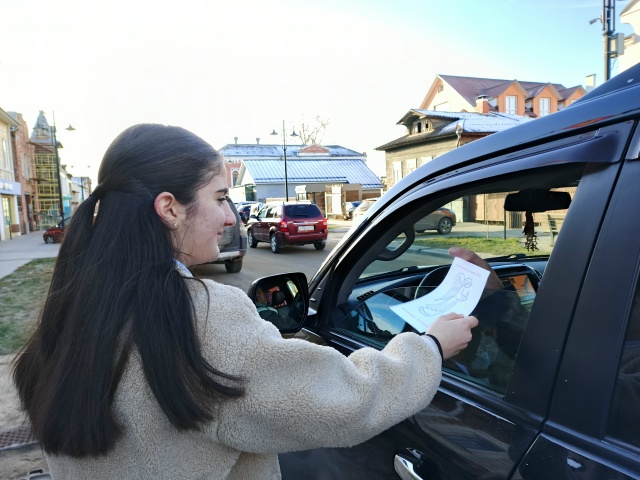 Кадеты и сотрудники Госавтоинспекции Кимр напомнили о безопасности на дорогах