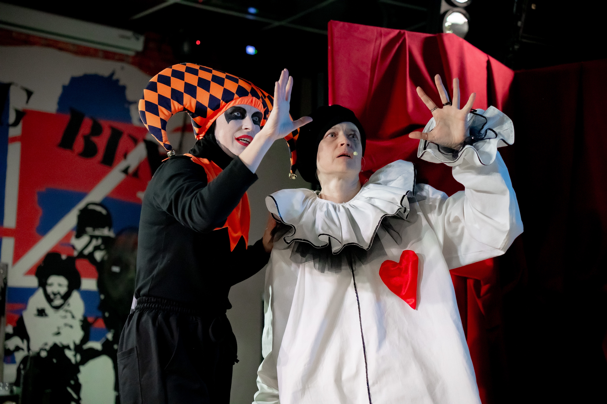 Чёрный Цирк на сцене Твери