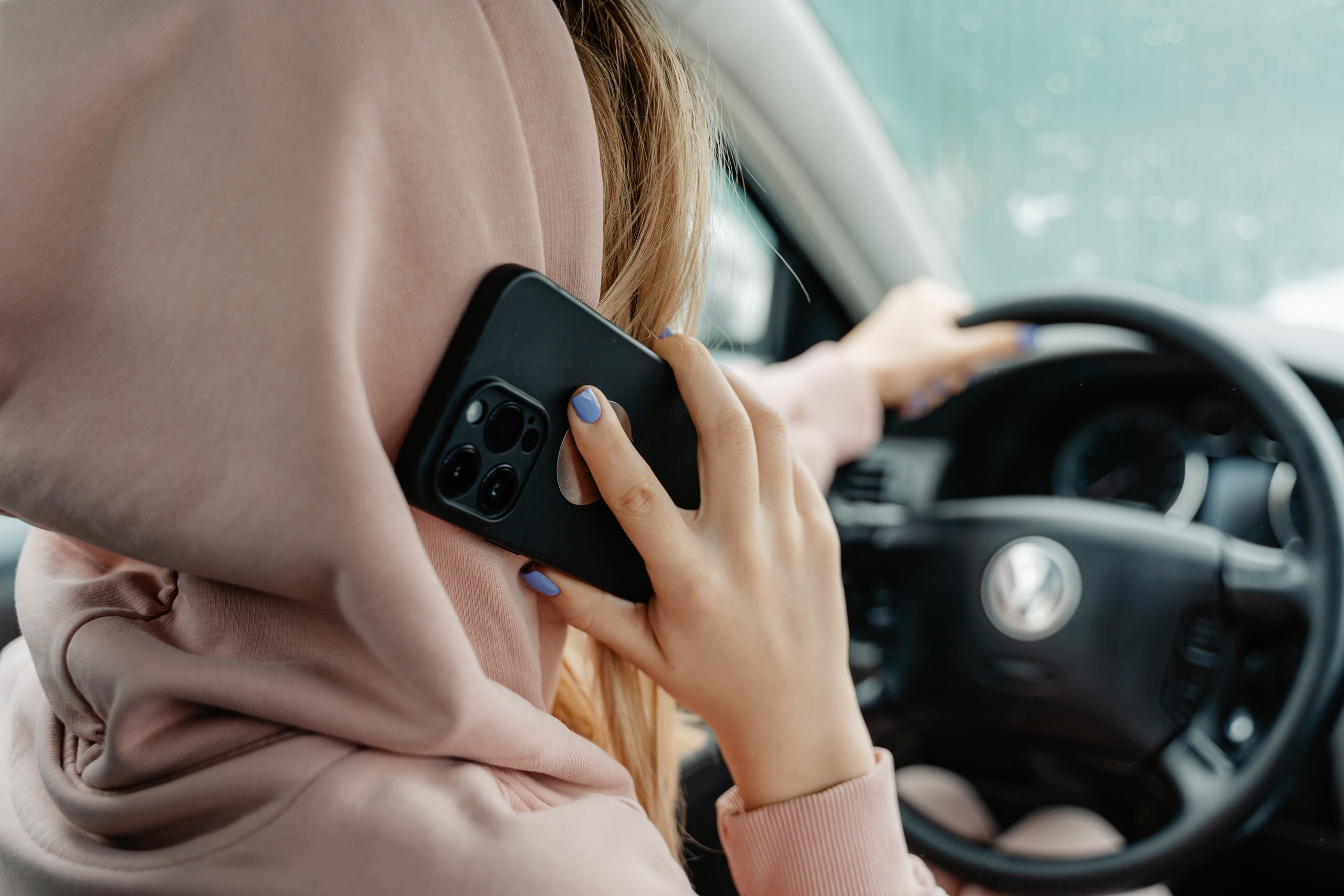 В T2 запустили сразу пять полезных сервисов, чтобы тверичи оставались на связи в любых условиях