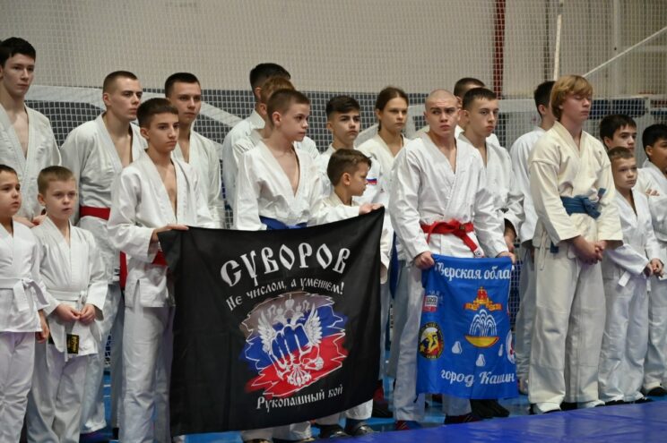 Сила духа и воля к победе: в Вышнем Волочке прошли соревнования по рукопашному бою Сила духа и воля к победе: в Вышнем Волочке прошли соревнования по рукопашному бою