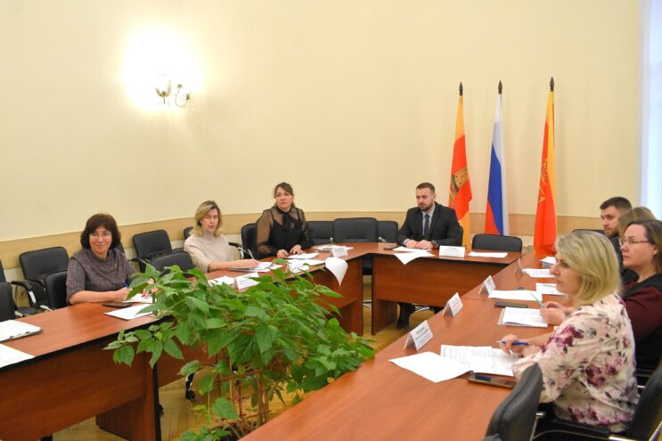 В Твери обсудили вопросы противодействия нелегальной занятости и задолженности по зарплате