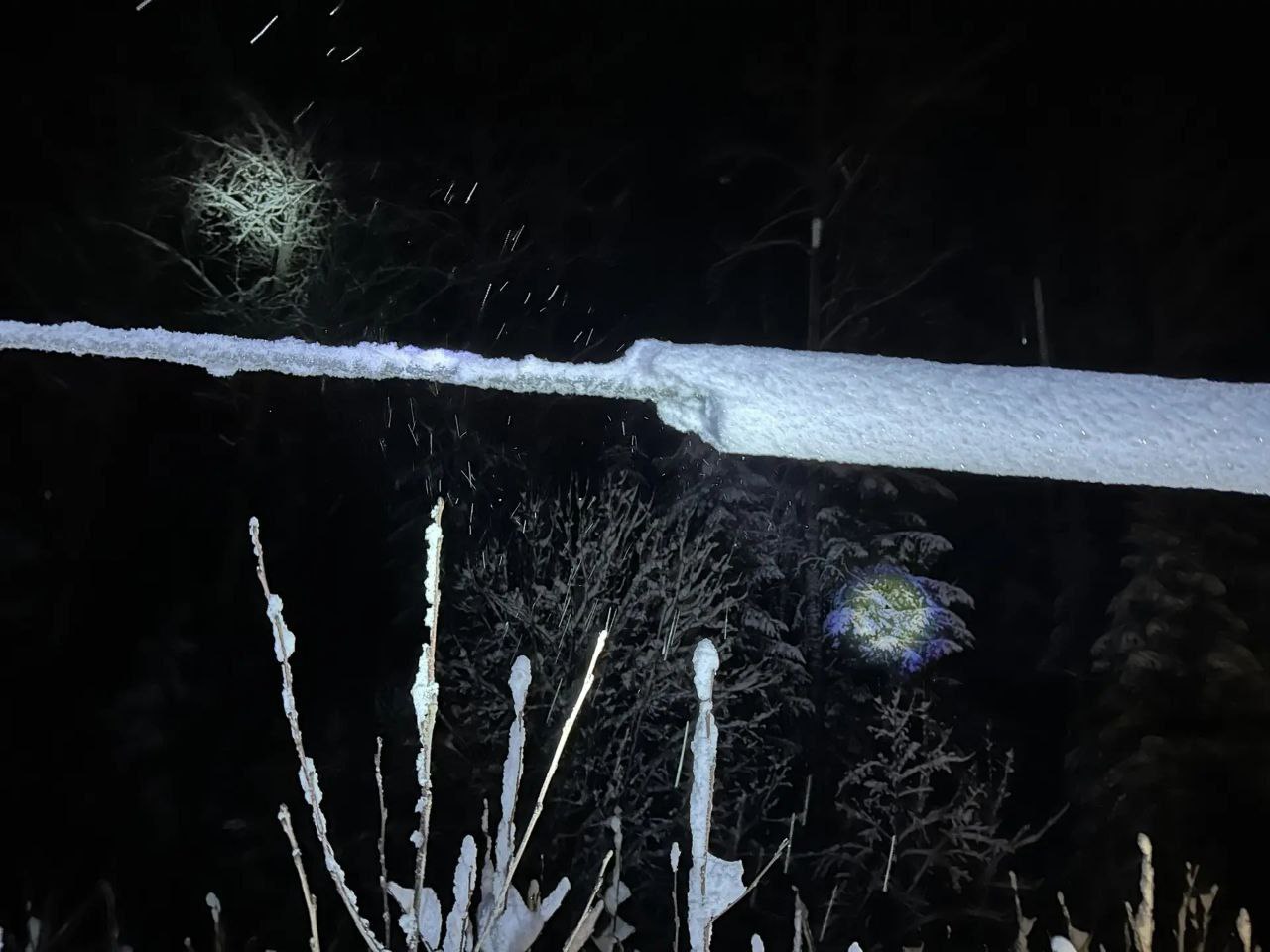 Энергетики «Россети Центр» и «Россети Центр и Приволжье» продолжают восстанавливать электроснабжение потребителей Тверской области после прошедшего снегопада Энергетики «Россети Центр» и «Россети Центр и Приволжье» продолжают восстанавливать электроснабжение потребителей Тверской области после прошедшего снегопада