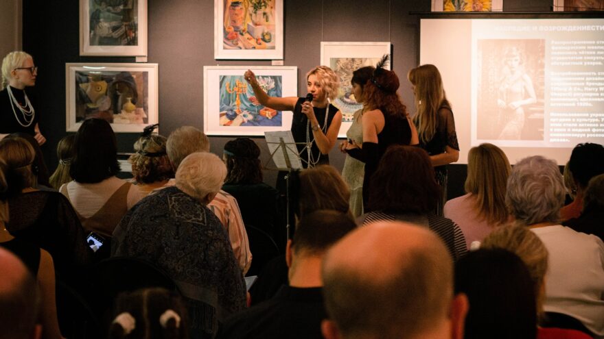 «Настоящее путешествие из 20-х в 20-е: В Твери прошёл второй модный ретро-показ»