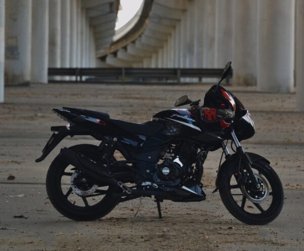 Водительские права под ограничением: коснется ли это мопедов и мотоциклов