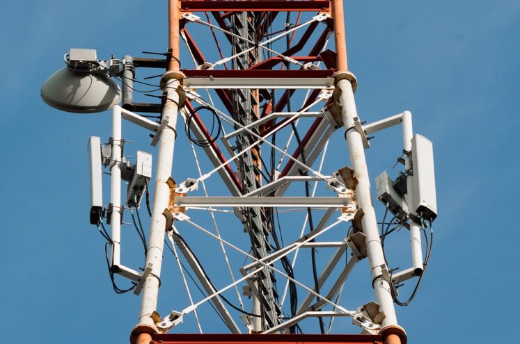 МегаФон получит 1500 базовых станций российского производителя YADRO МегаФон получит 1500 базовых станций российского производителя YADRO