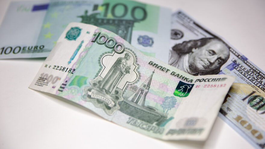 Германия наращивает экспорт в Россию при падающем импорте