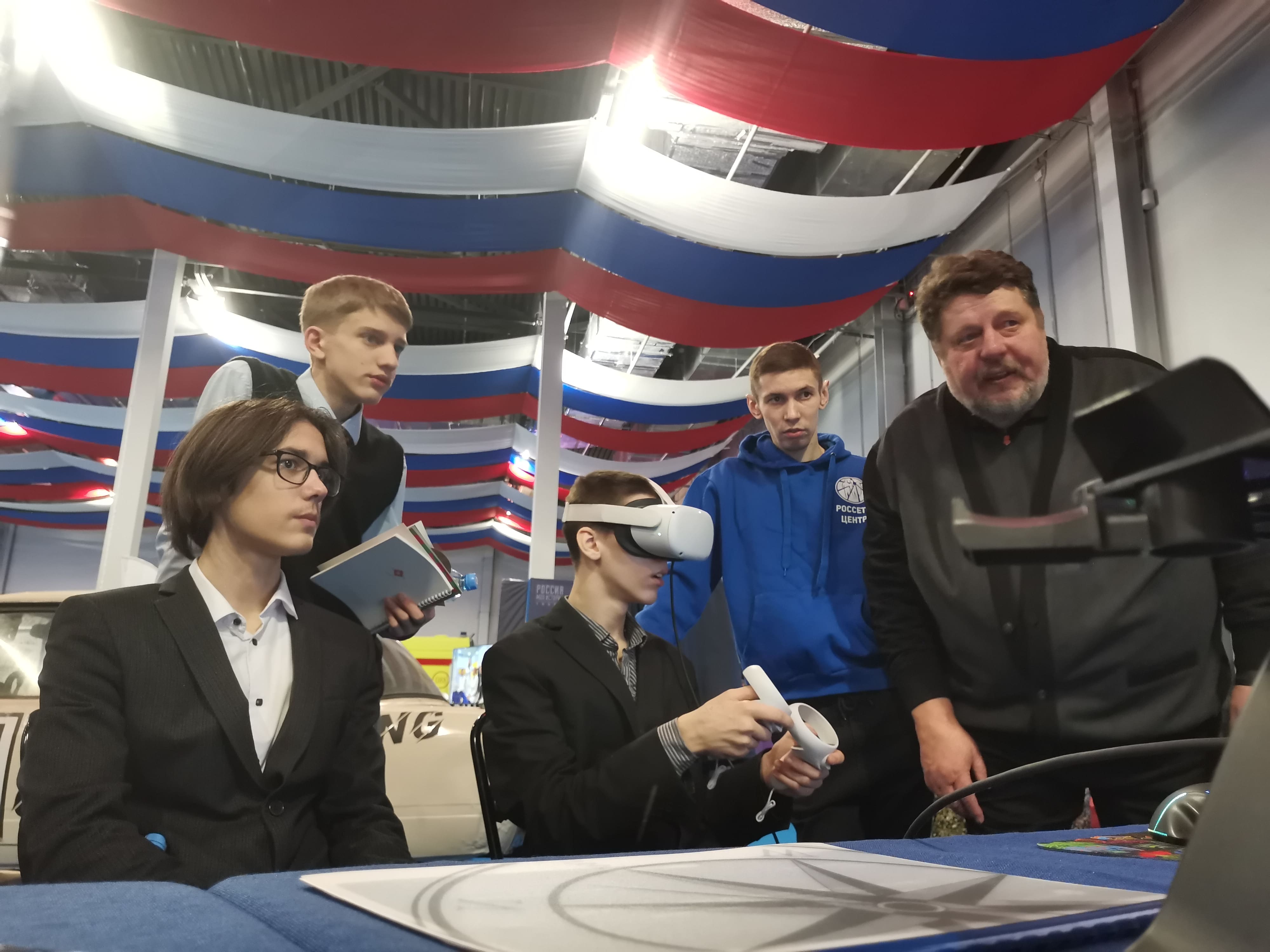 Сотрудники «Тверьэнерго» познакомили молодежь с профессиями энергетической отрасли на фестивале «Россия – Мои горизонты. Тверь»