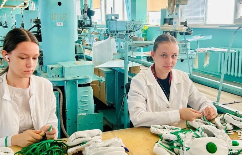 Почти 20 тысяч подростков Верхневолжья получили первый трудовой опыт в 2025 году Почти 20 тысяч подростков Верхневолжья получили первый трудовой опыт в 2025 году