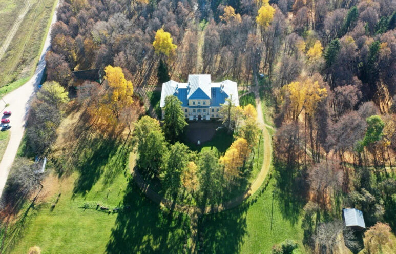 В Тверской области улучшают дорожную сеть для туристов