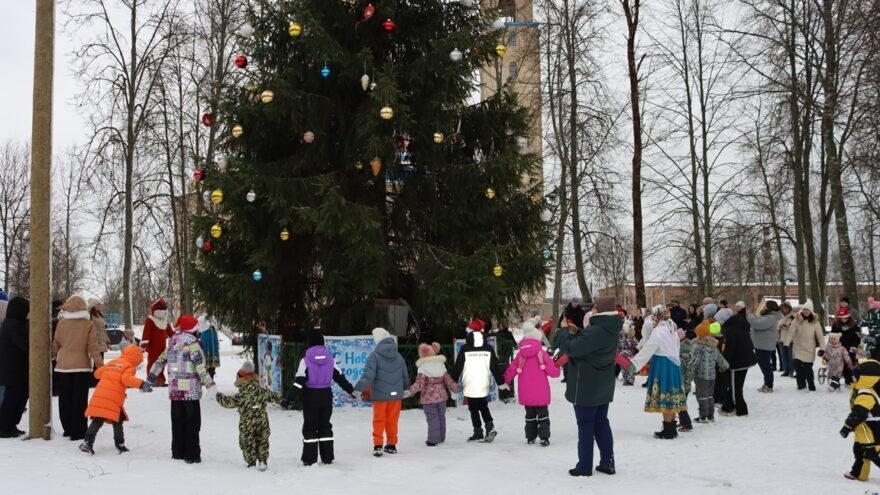 В Нелидово состоялся показ новогоднего представления