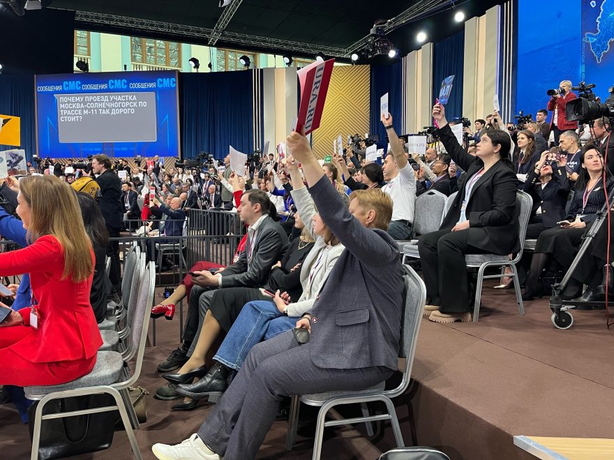 Дмитрий Гуменюк: Прямая линия дала правительству задачу скорректировать бюджетную и социальную политику