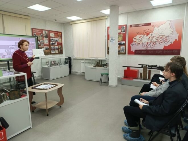 Школьникам из Оленино рассказали о степенях родства Школьникам из Оленино рассказали о степенях родства