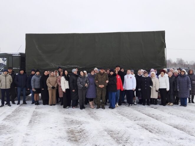 Андреапольский округ передал в зону СВО автомобиль и новогодние подарки Андреапольский округ передал в зону СВО автомобиль и новогодние подарки