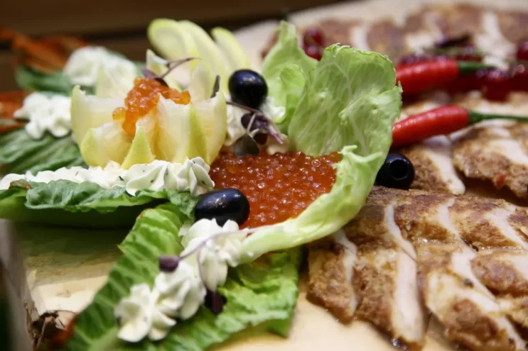 Как отличить настоящую красную икру от подделки: три простых теста Как отличить настоящую красную икру от подделки: три простых теста