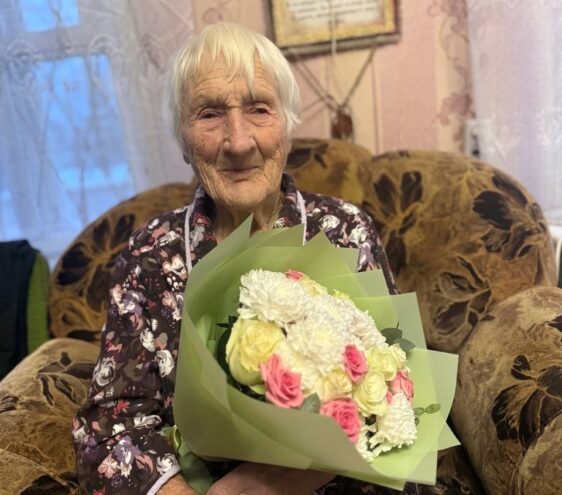 102 года исполнилось труженице тыла Анне Силаевой из Вышнего Волочка