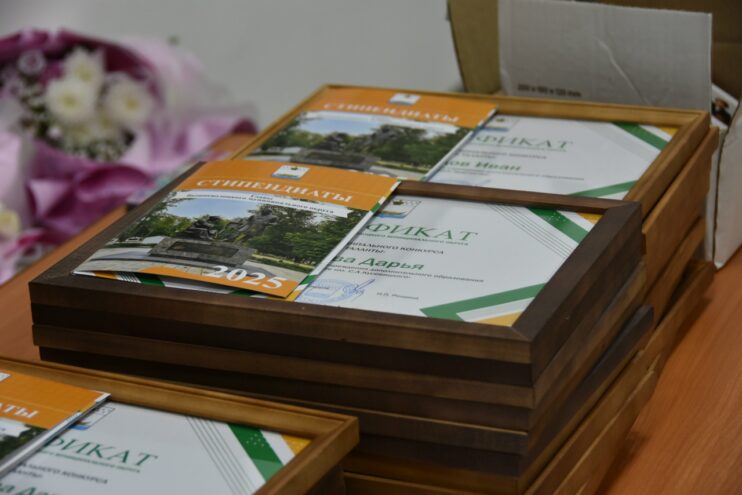 В Вышневолоцком округе чествовали самых достойных представителей подрастающего поколения