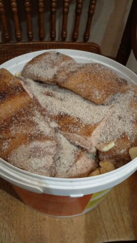 В Тверской области начали солить сало для участников СВО В Тверской области начали солить сало для участников СВО