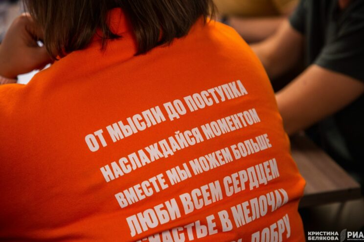 Виталий Королев поздравил жителей Тверской области с Днем добровольца