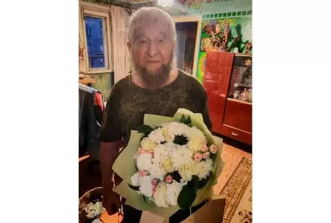 Виталий Королёв поздравил с 98-летием ветерана Владимира Каширина Виталий Королёв поздравил с 98-летием ветерана Владимира Каширина