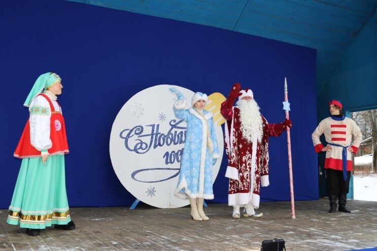 В Нелидово состоялся показ новогоднего представления В Нелидово состоялся показ новогоднего представления