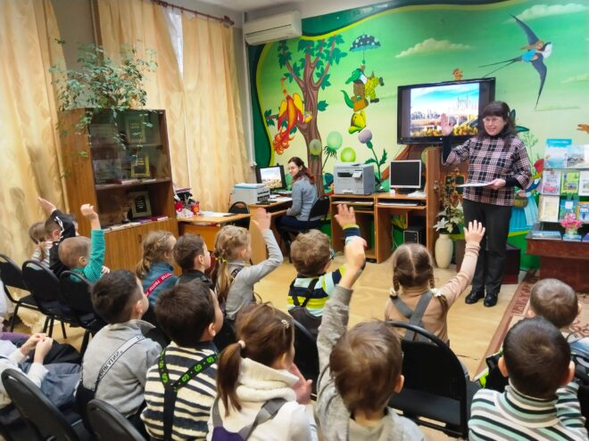 В Детской библиотеке Бианки вспомнили танкиста Горобца В Детской библиотеке Бианки вспомнили танкиста Горобца