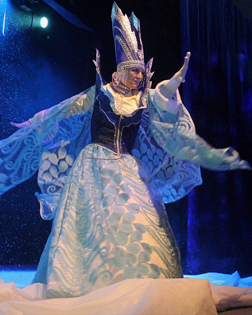 Сказка «Снежная королева» в Верхневолоцком театре драмы