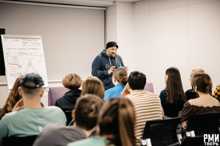 Тверские студенты узнали секреты Студенческой весны Тверские студенты узнали секреты Студенческой весны