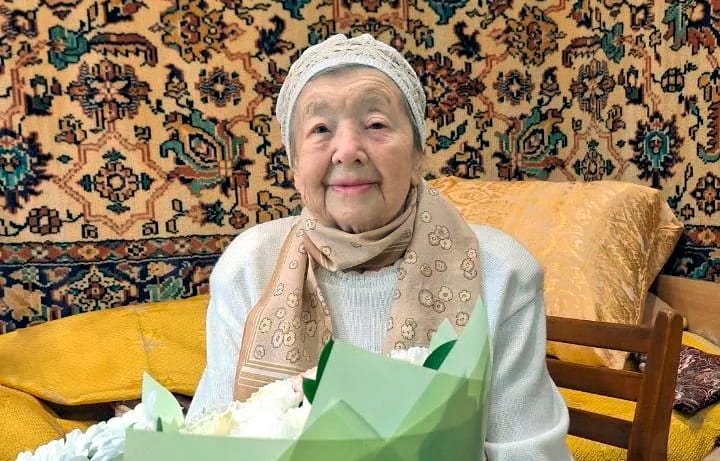 100 лет исполнилось участнице Великой Отечественной войны Розе Вихаревой из Твери
