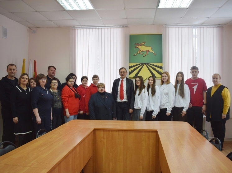 Глава округа в Тверской области встретился со школьниками и пообещал дорогой подарок