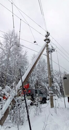 Энергетики «Россети Центр» и «Россети Центр и Приволжье» оперативно восстанавливают электросетевой комплекс Тверской области после очередной волны непогоды