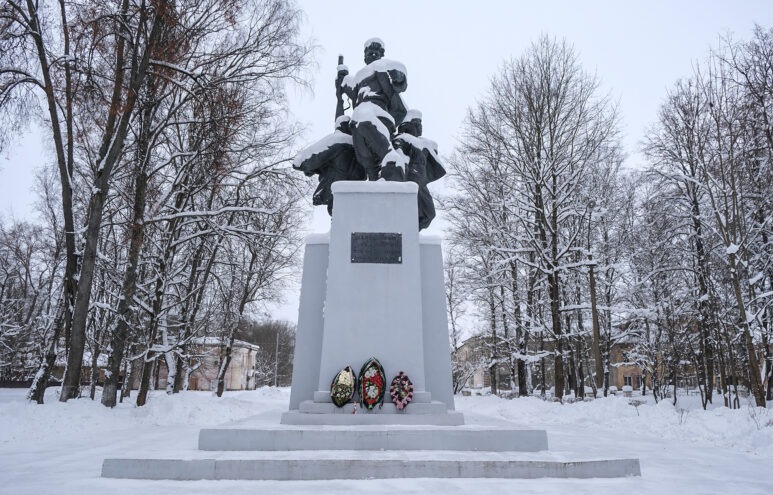 84 года со дня освобождения: Осташковский округ чтит память героев
