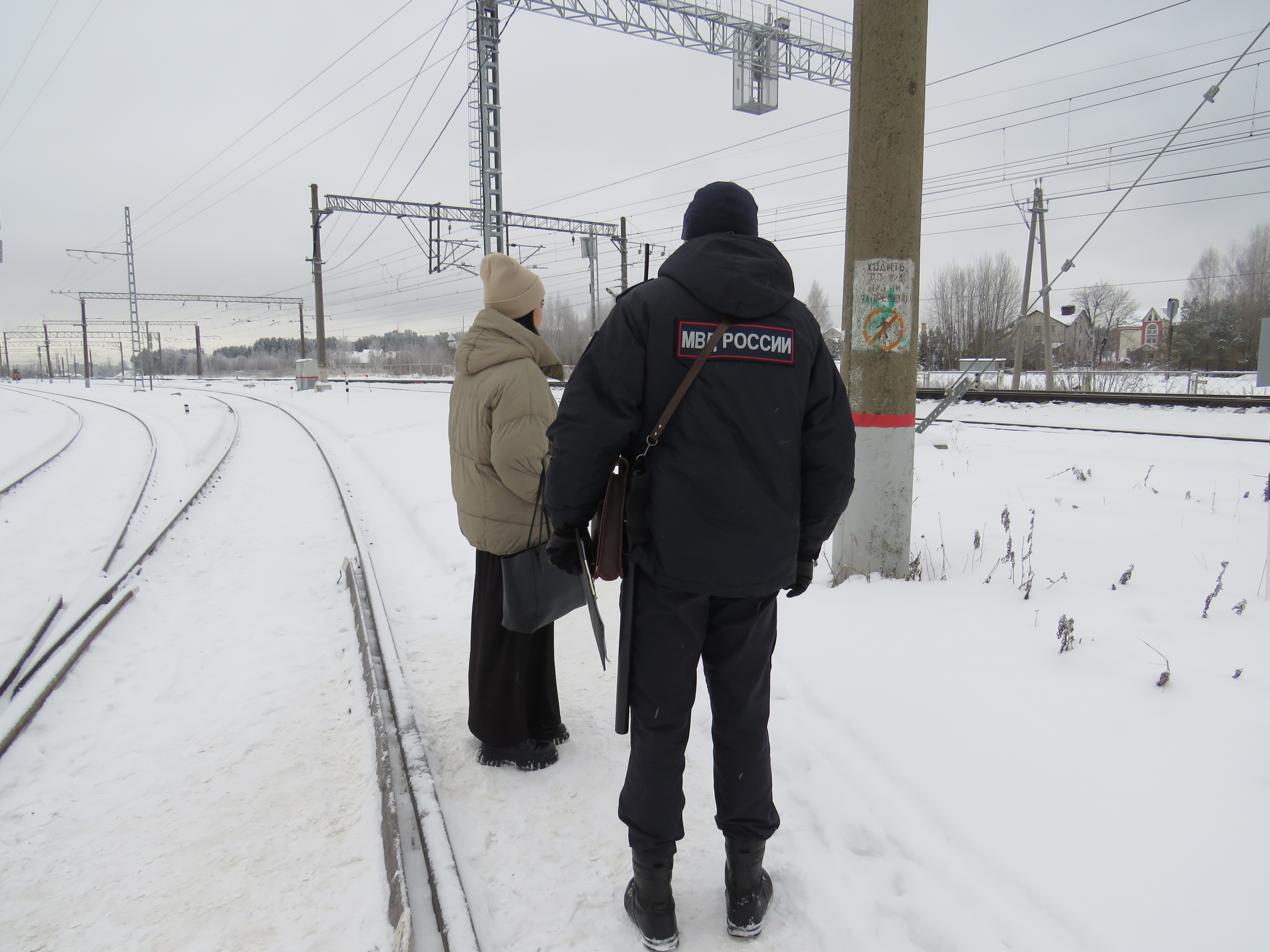 Тверские транспортные полицейские провели рейд на станции Дорошиха Тверские транспортные полицейские провели рейд на станции Дорошиха