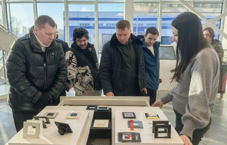 Ветераны СВО посетили производство кабельных систем ДКС Ветераны СВО посетили производство кабельных систем ДКС