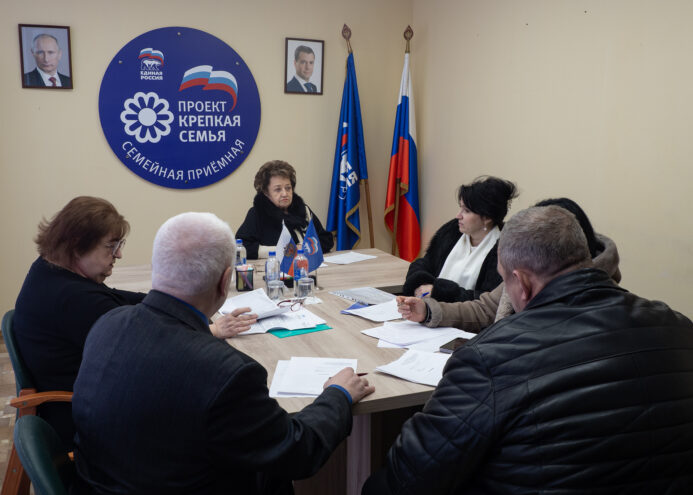 Депутаты Верхневолжья провели приемы граждан и ответили на их вопросы Депутаты Верхневолжья провели приемы граждан и ответили на их вопросы