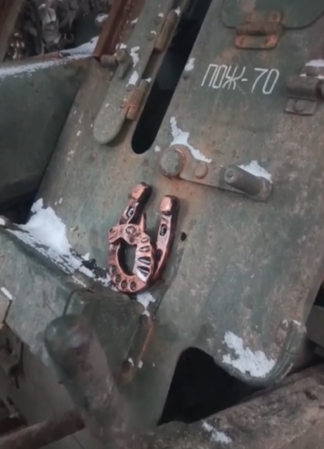 Бойцы СВО показали, как спасают жизнь сплетенные в Тверской области сети