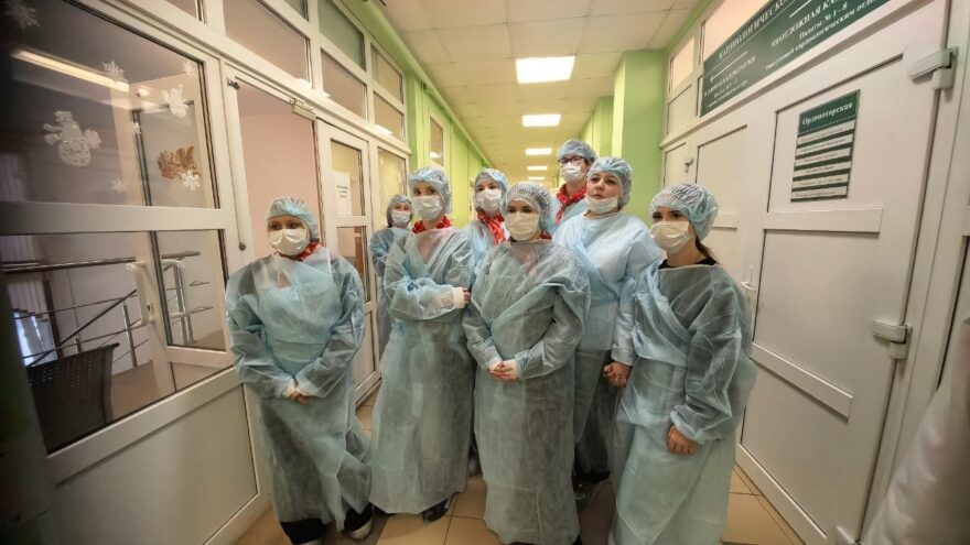 Юные исследователи из "Движения первых" познакомились с работой ГКБ №7