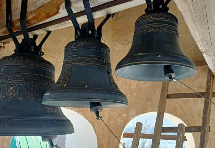 "Электронный звонарь" зазвучал в еще двух храмах Торжка
