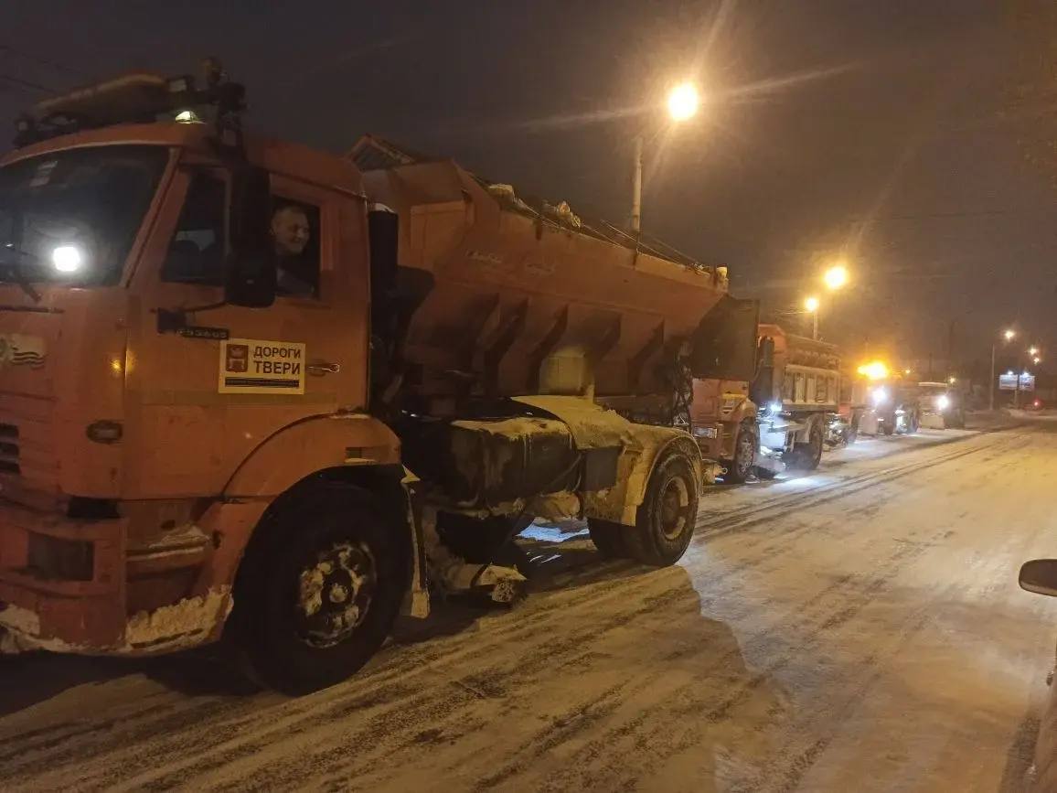 С улиц Твери вывезли 1700 кубометров снега за ночь