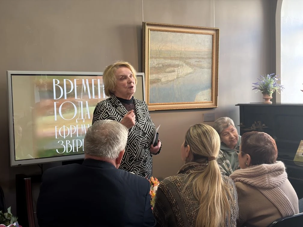 Выставка Зверькова открылась к юбилею мастера в галерее Твери