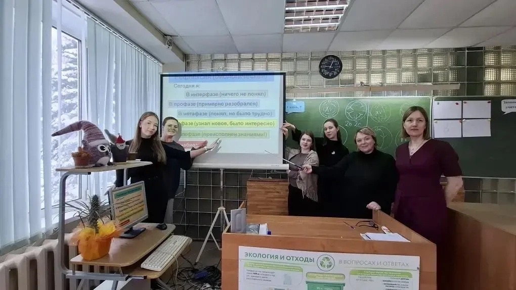 Будущие учителя из ТвГУ познакомились с работой школ