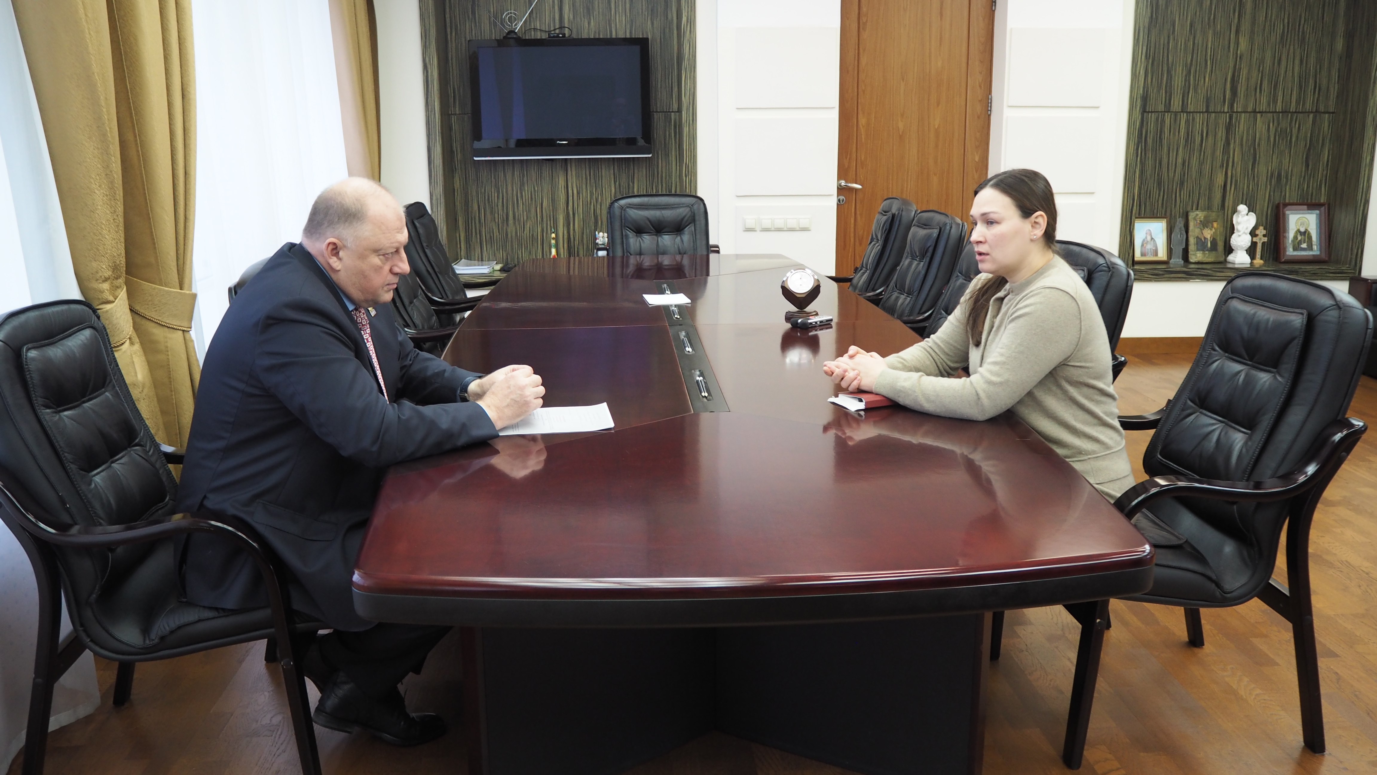 Сергей Голубев обсудил с Ольгой Левитиной помощь участникам СВО