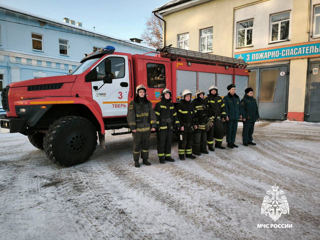 В Батино пожарные ликвидировали возгорание в многоквартирном доме