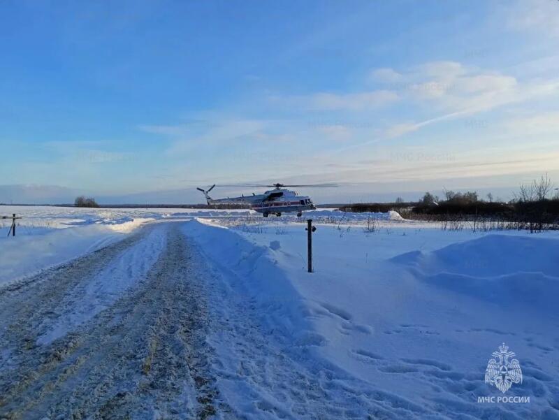 Санитарная авиация МЧС России спасла жизнь пациента в Бежецком районе