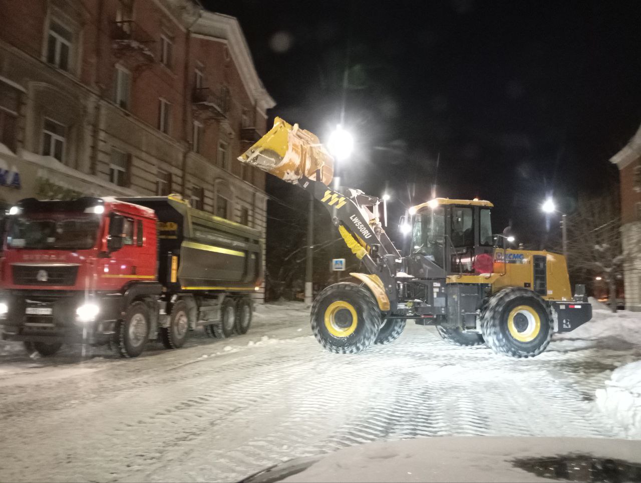 С улиц Твери за неделю вывезли 36 тысяч кубометров снега